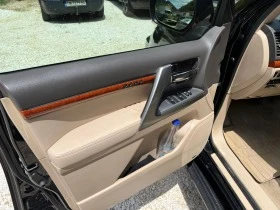 Toyota Land cruiser LC200 FACELIFT, снимка 9