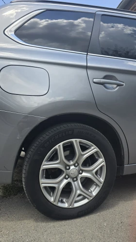 Mitsubishi Outlander PHEV | Auto.bg — изображение 8
