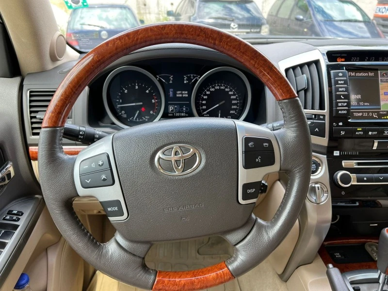 Toyota Land cruiser LC200 FACELIFT, снимка 15 - Автомобили и джипове - 46494875