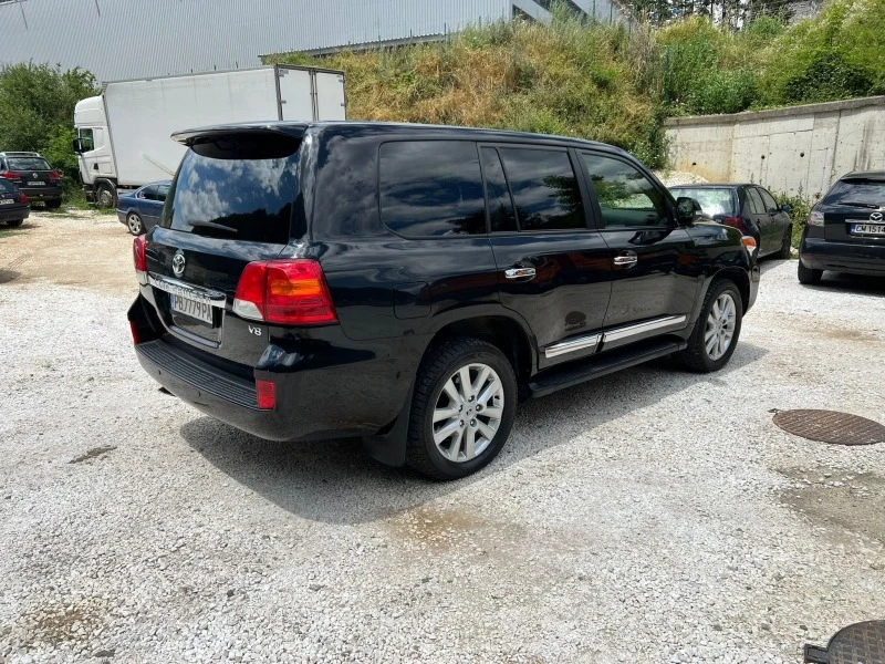 Toyota Land cruiser LC200 FACELIFT, снимка 2 - Автомобили и джипове - 46494875