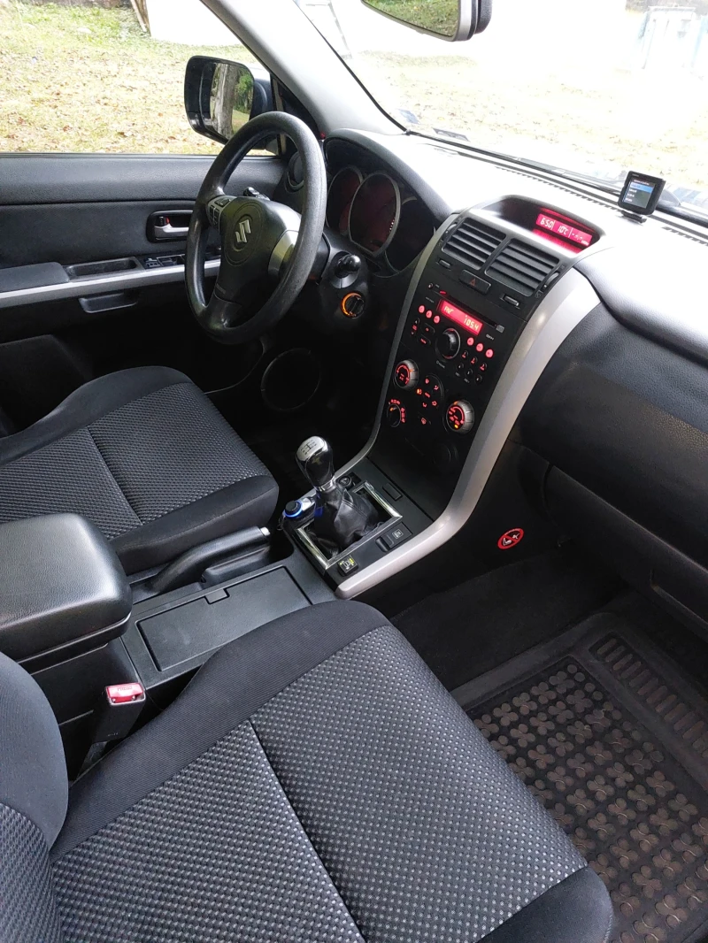 Suzuki Grand vitara 2.0i - ГАЗ, снимка 10 - Автомобили и джипове - 52666922