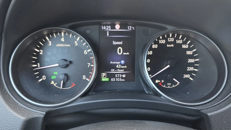 Nissan Qashqai Tenka+ 1.2 DIG-T AUTOMAT PANORAMA, снимка 17 - Автомобили и джипове - 53112274