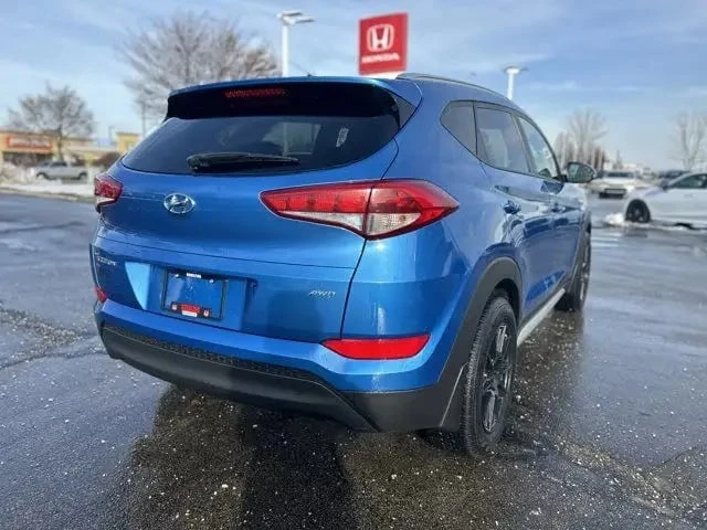Hyundai Tucson / Premium / AWD / Keyless / Подгреви / CARFAX , снимка 5 - Автомобили и джипове - 53355503