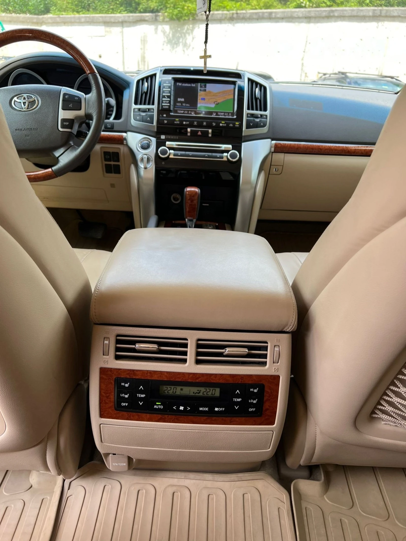 Toyota Land cruiser LC200 FACELIFT | Mobile.bg — изображение 12
