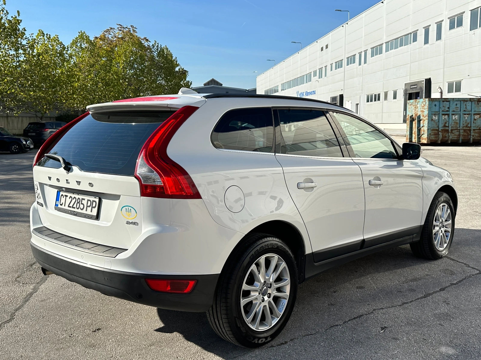 Volvo XC60 2.4D 175к.с. Автоматик - изображение 4