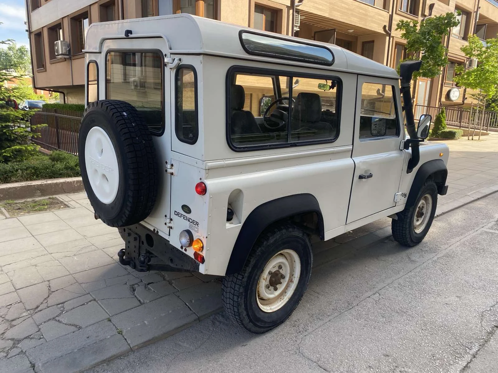 Land Rover Defender 4х4, КЪС, ОТЛИЧЕН ЗА ГОРА И ЛОВ - изображение 8