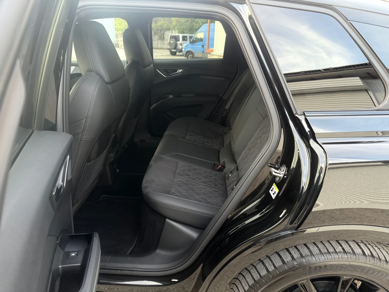 Audi Q4 45, e-tron 82kwh 4x4 S-LINE 50000km  | Mobile.bg   16