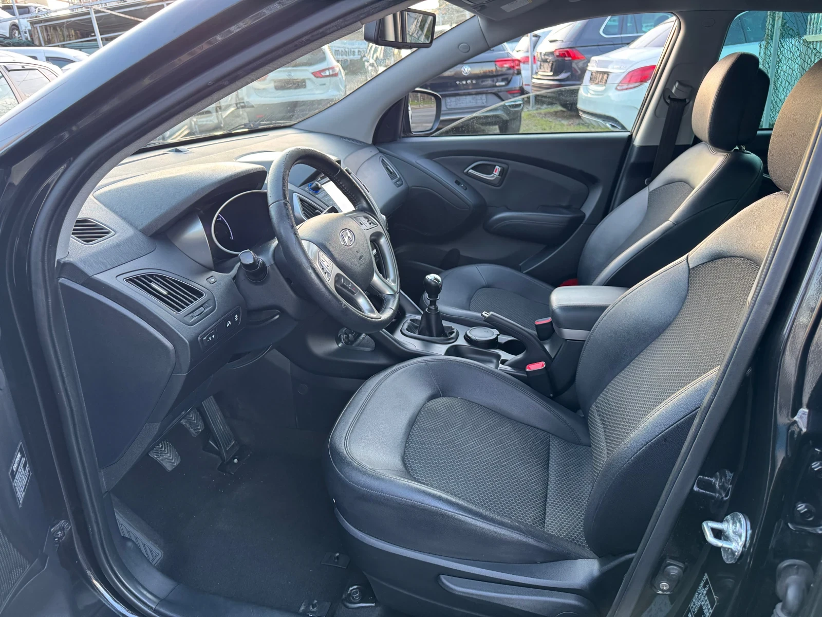 Hyundai IX35 1.7CRDI* Premium - изображение 9