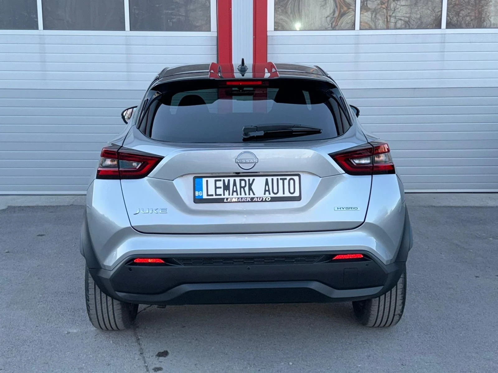 Nissan Juke 1.6I HYBRID AUTOMATIK KEY LESS 360KAMERA  - изображение 10