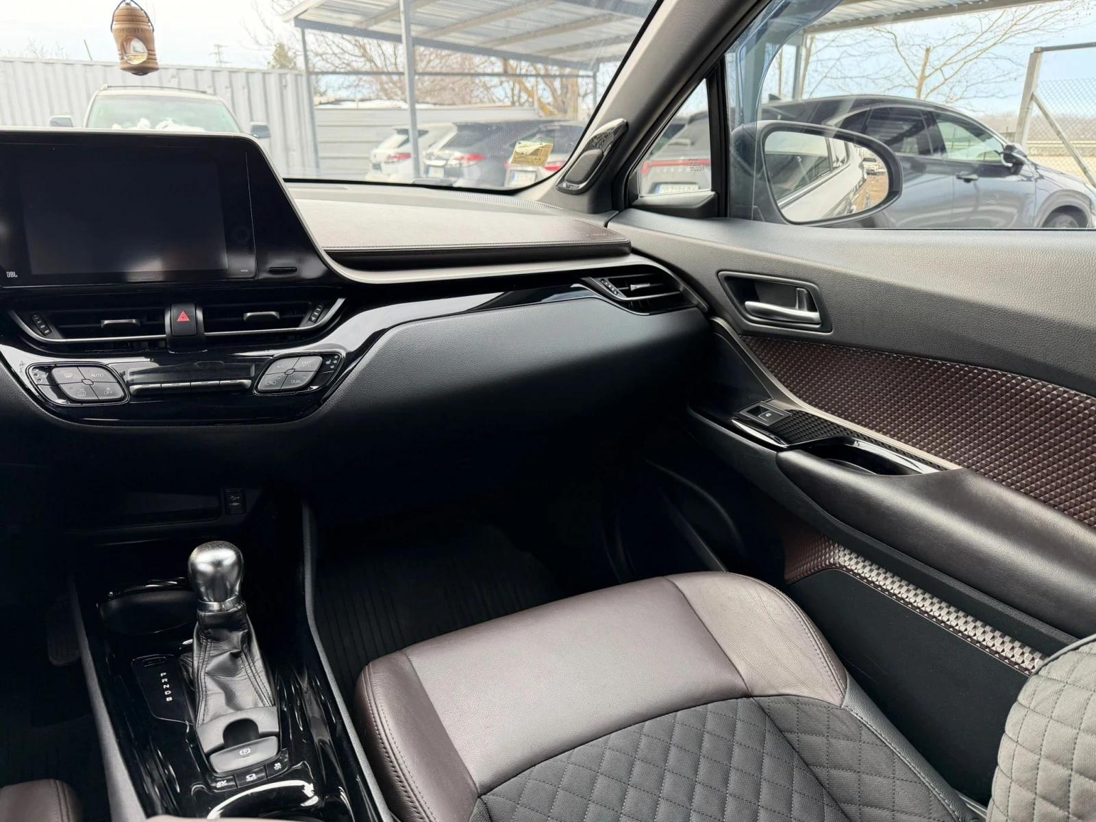 Toyota C-HR Luxury/JBL/Full LED/� ��������  | Mobile.bg � ����������� 10