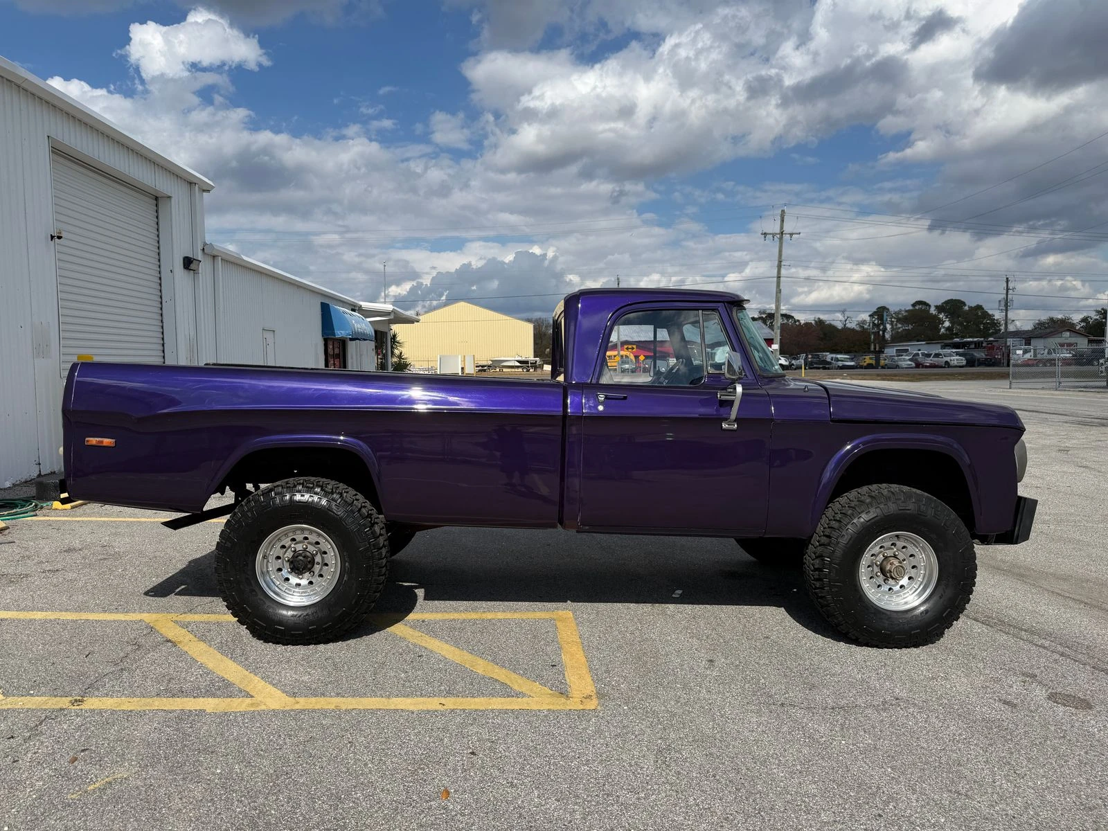 Dodge RAM 1500 D300 Pick Up, снимка 17 - Автомобили и джипове - 53967963