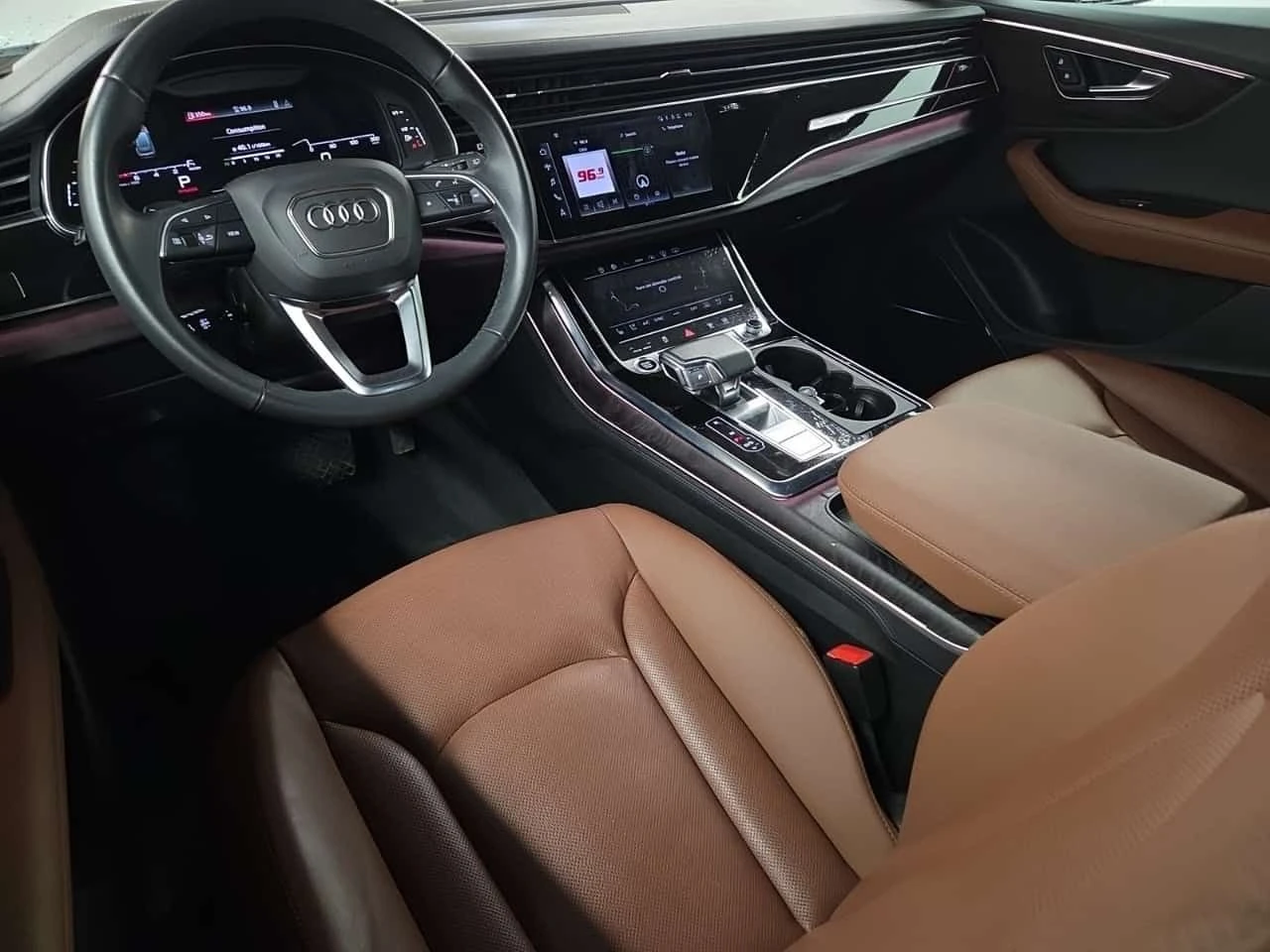 Audi Q8 S-Line * TECHNIK * CARFAX * Бeз инциденти * , снимка 6 - Автомобили и джипове - 54704914