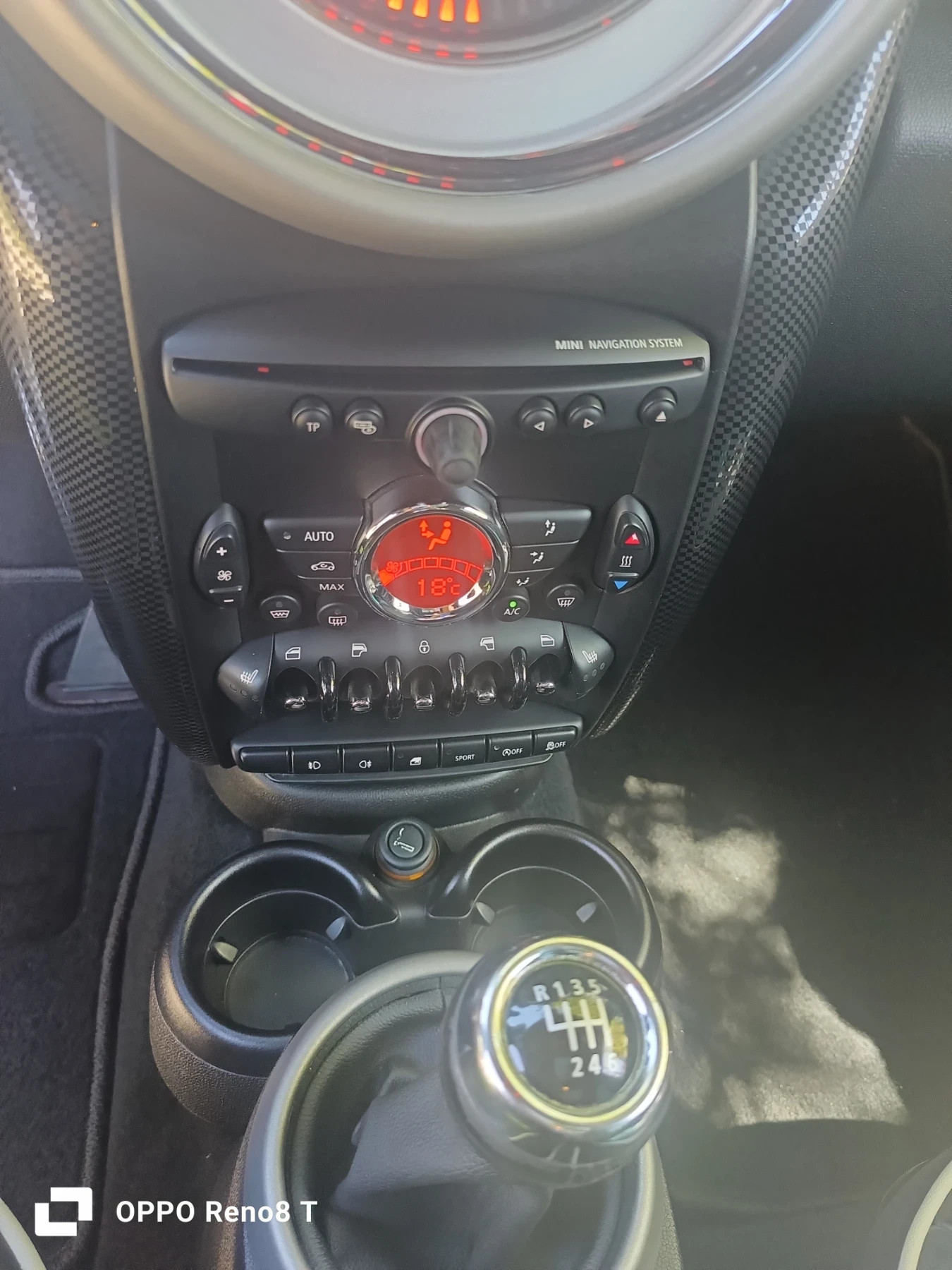 Mini Countryman 2.0 SD, снимка 11 - Автомобили и джипове - 54886481