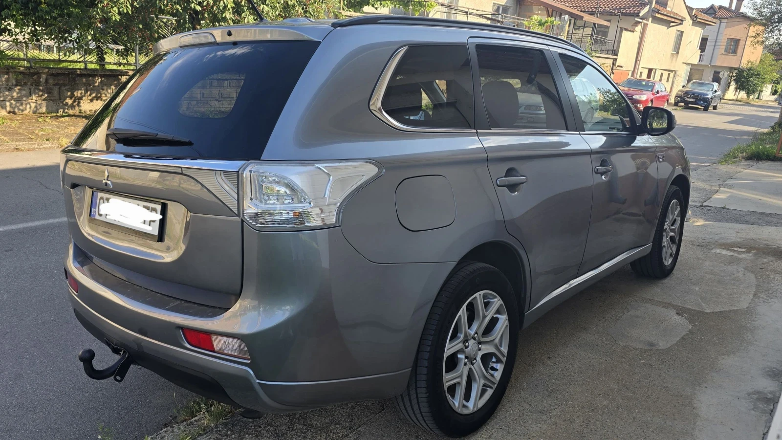 Mitsubishi Outlander PHEV, снимка 3 - Автомобили и джипове - 55068492