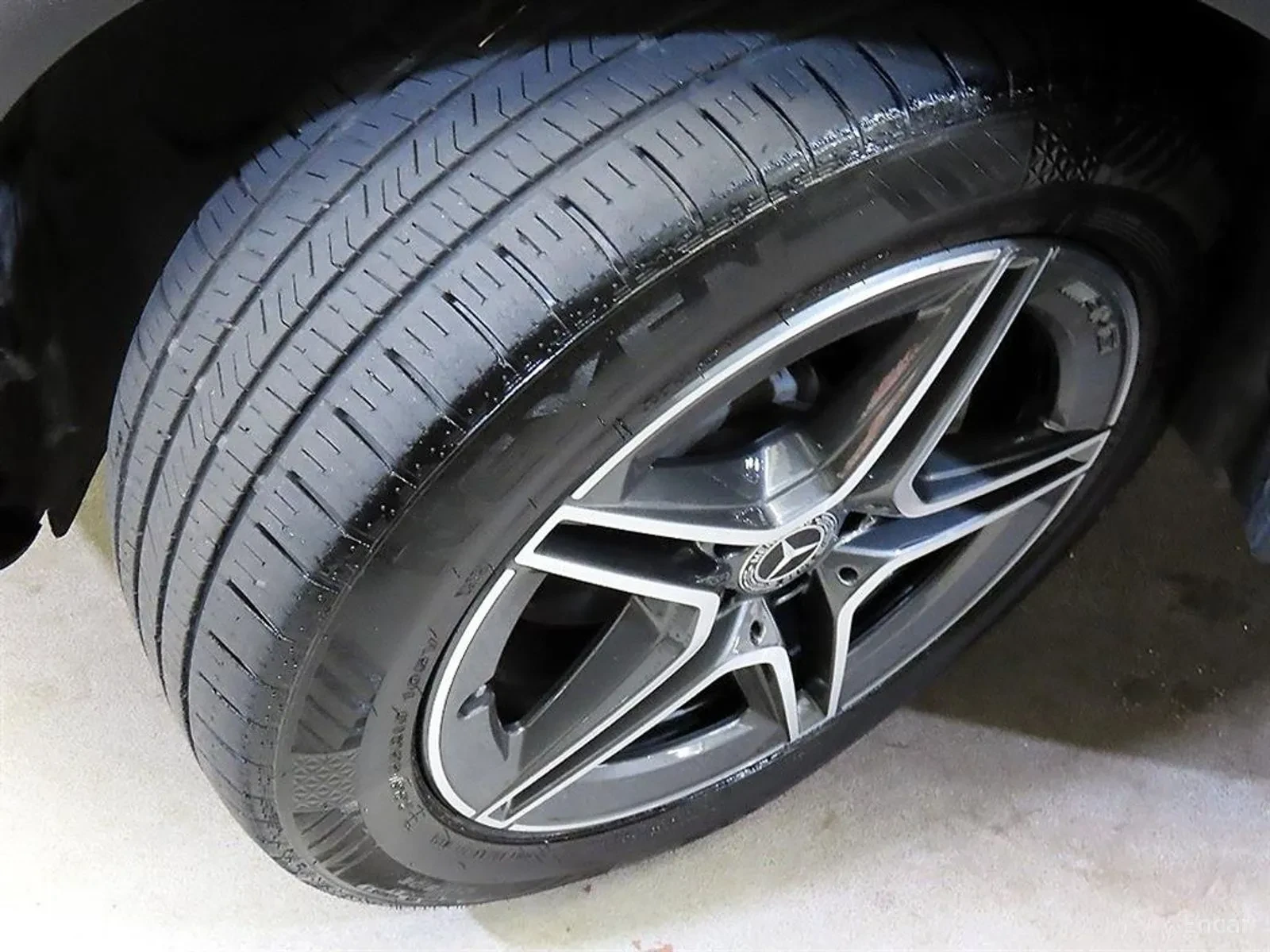 Mercedes-Benz GLC 220, снимка 6 - Автомобили и джипове - 55282552