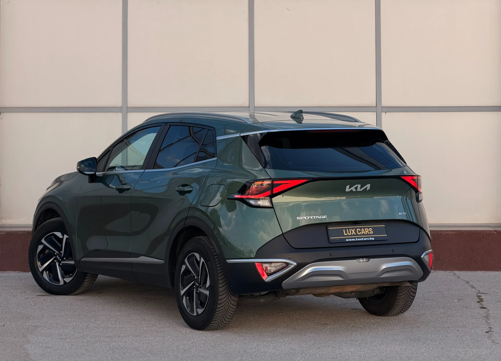 Kia Sportage - 1.6 T-GDi - Hybrid - 230к.с. - Navi - LED -, снимка 4 - Автомобили и джипове - 55289480