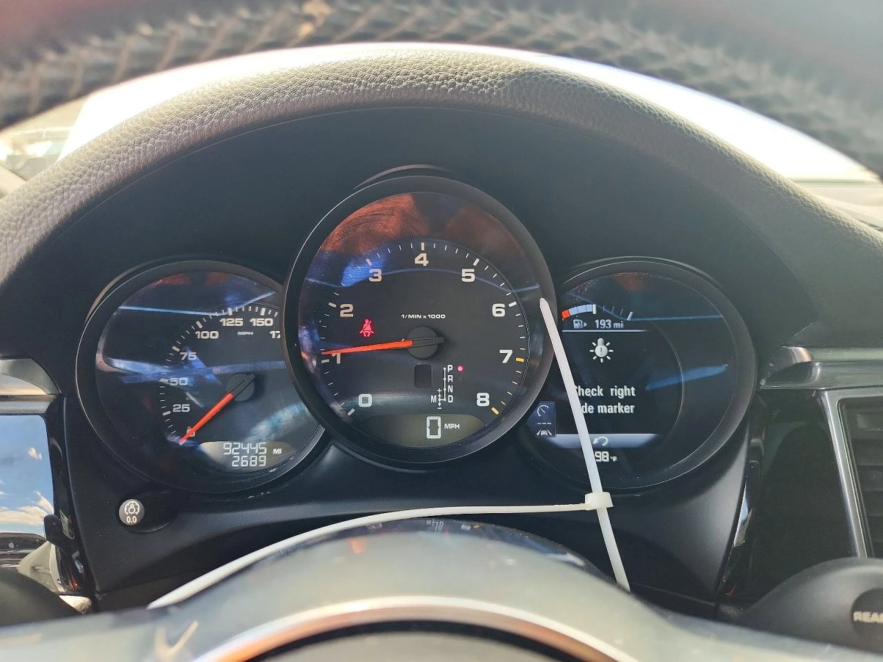 Porsche Macan 2.0l, снимка 9 - Автомобили и джипове - 55566255