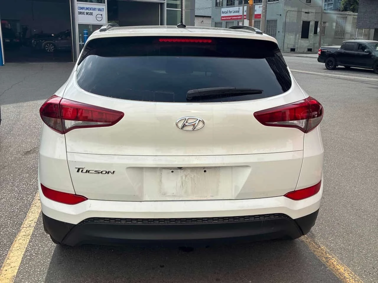 Hyundai Tucson * SE * АВТОКРЕДИТ БЕЗ ПЪРВОНАЧАЛНА ВНОСКА* , снимка 4 - Автомобили и джипове - 55777883