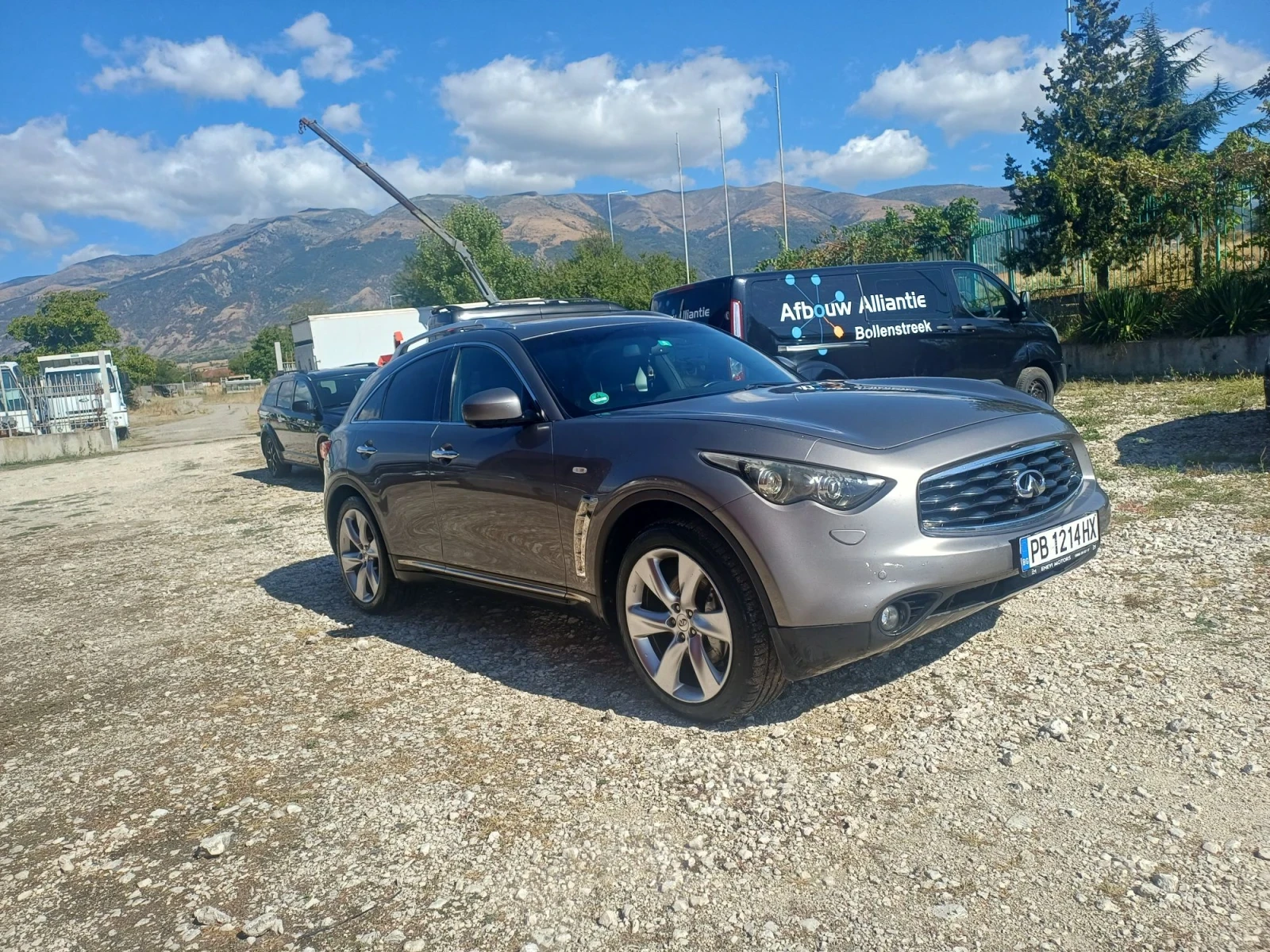 Infiniti Fx 50 Fx50.S LPG, снимка 2 - Автомобили и джипове - 56165895