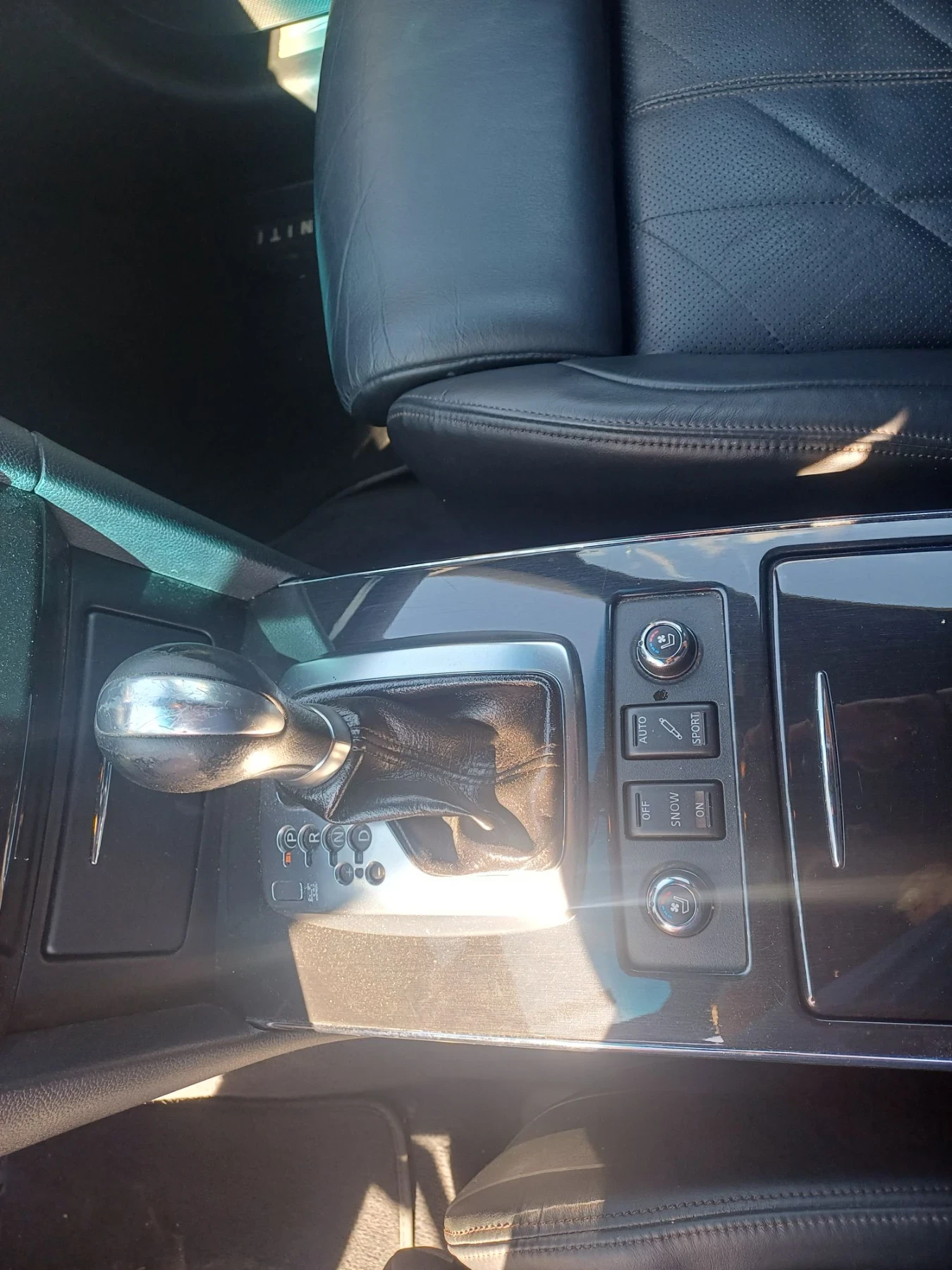 Infiniti Fx 50 Fx50.S LPG, снимка 17 - Автомобили и джипове - 56165895
