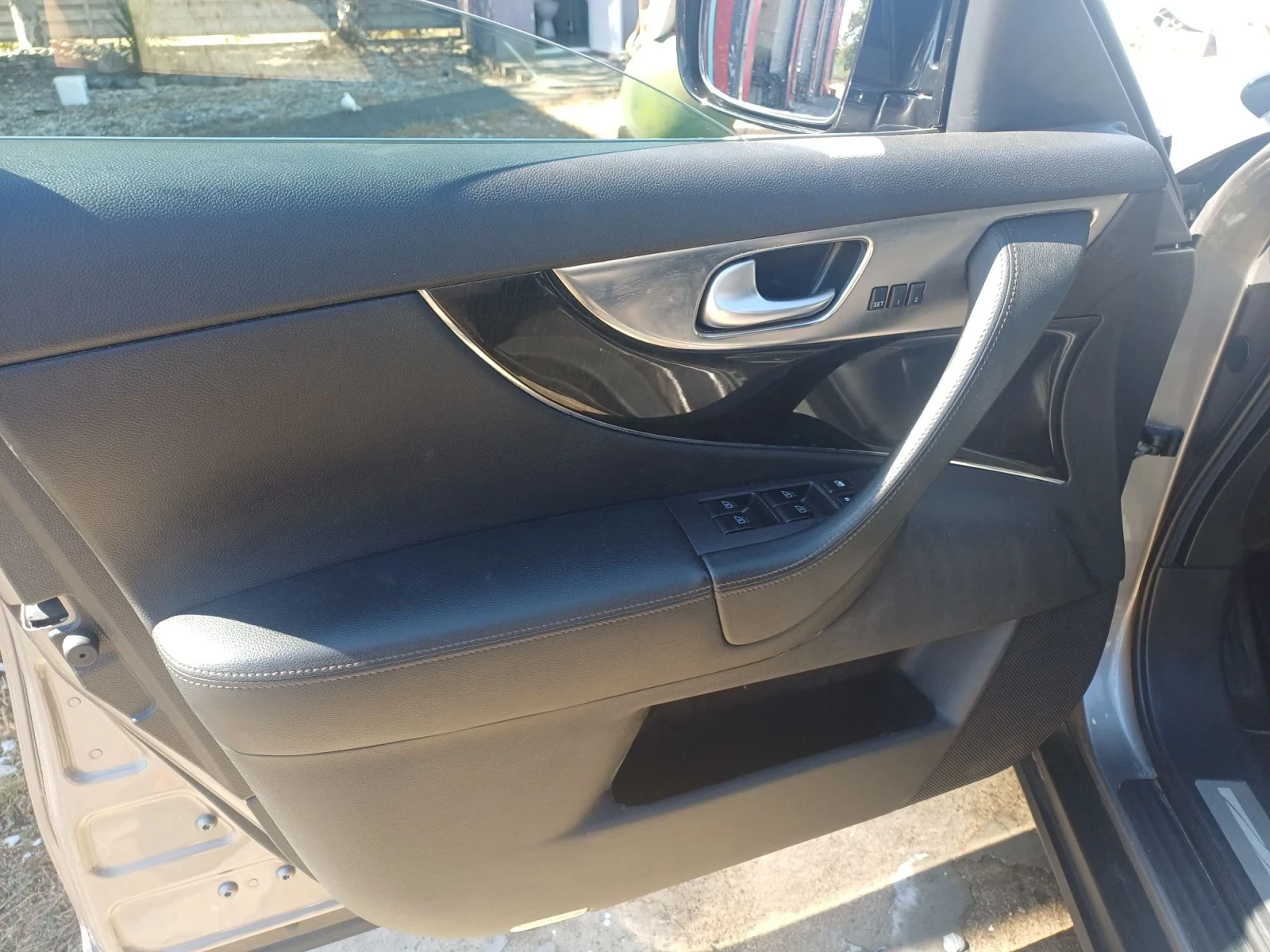 Infiniti Fx 50 Fx50.S LPG, снимка 15 - Автомобили и джипове - 56165895