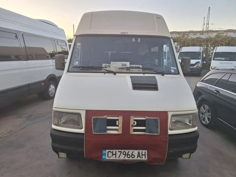 Iveco 4910, снимка 2 - Бусове и автобуси - 51751023