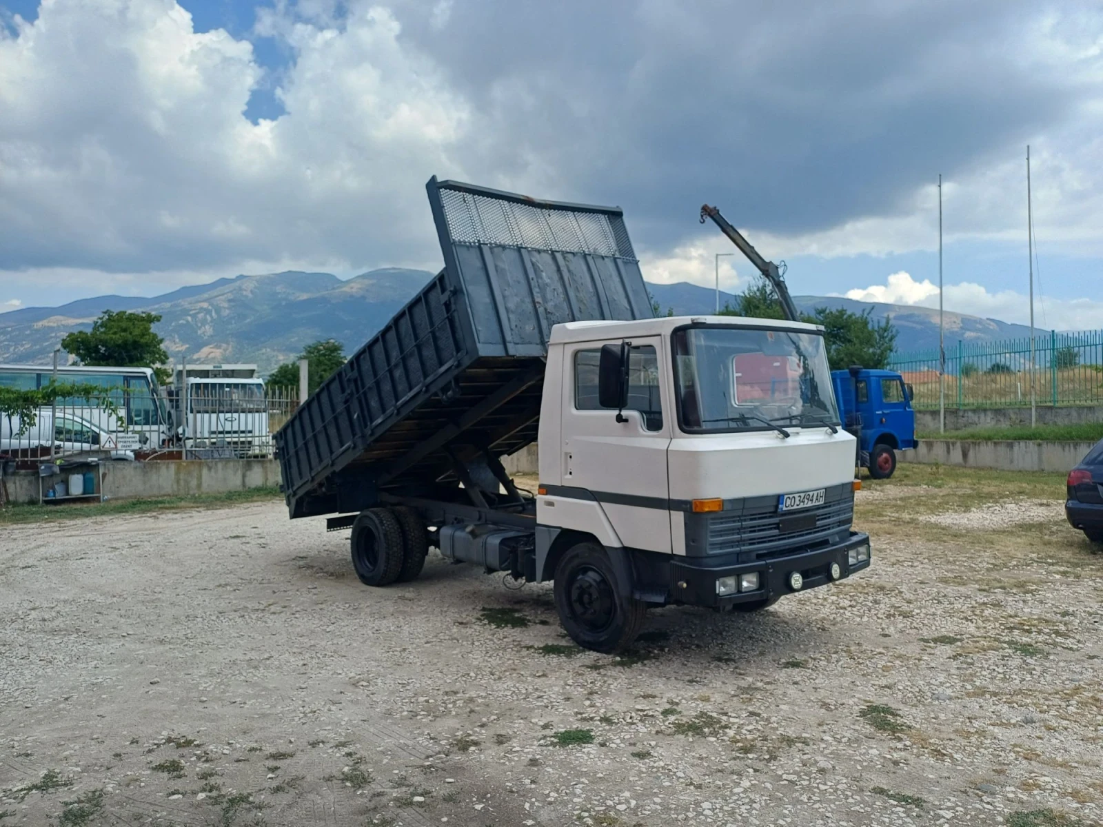 Nissan L80.14 Самосвал