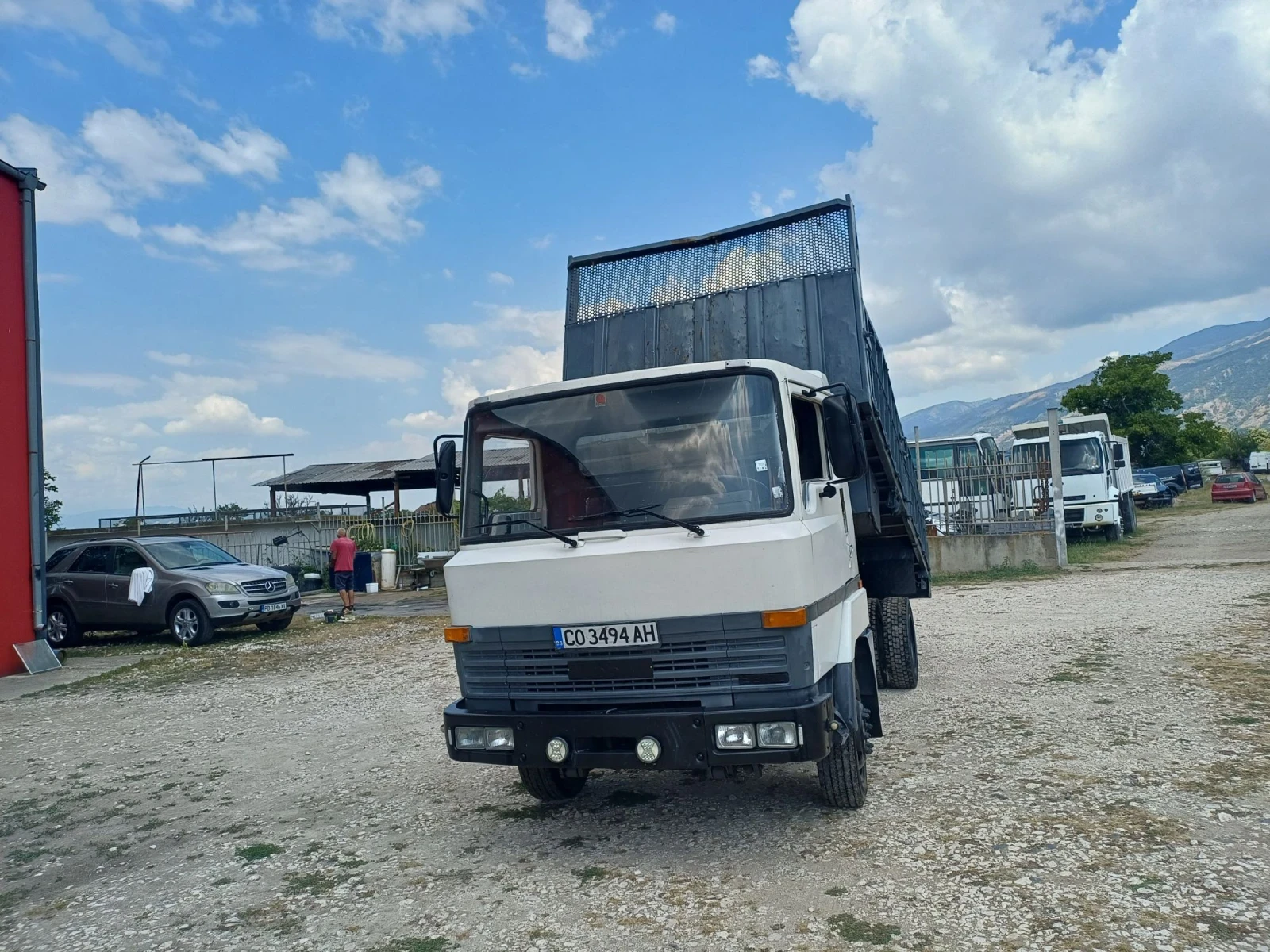 Nissan L80.14 Самосвал, снимка 2 - Камиони - 55606861