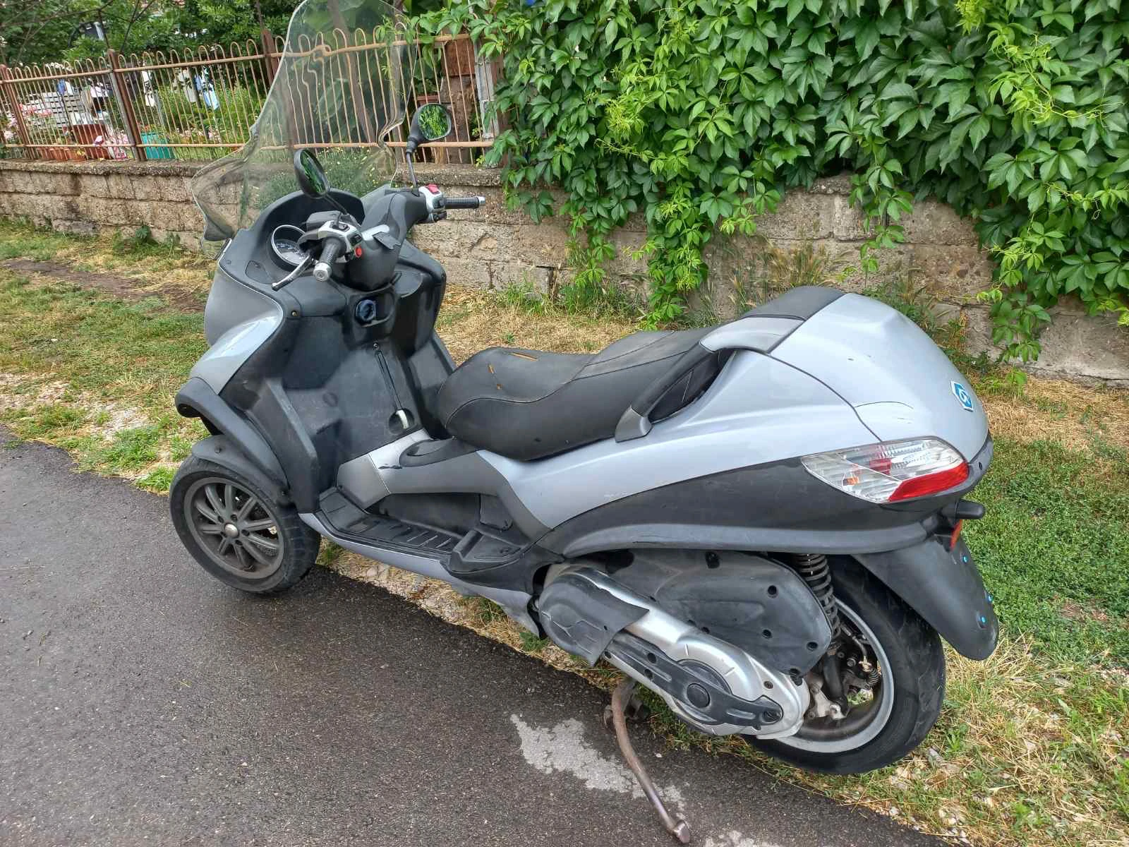 Piaggio Mp3 250/300ie hybrid/400 - изображение 2