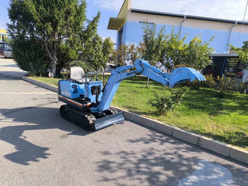 Багер Kubota КН007, снимка 3 - Индустриална техника - 52165529