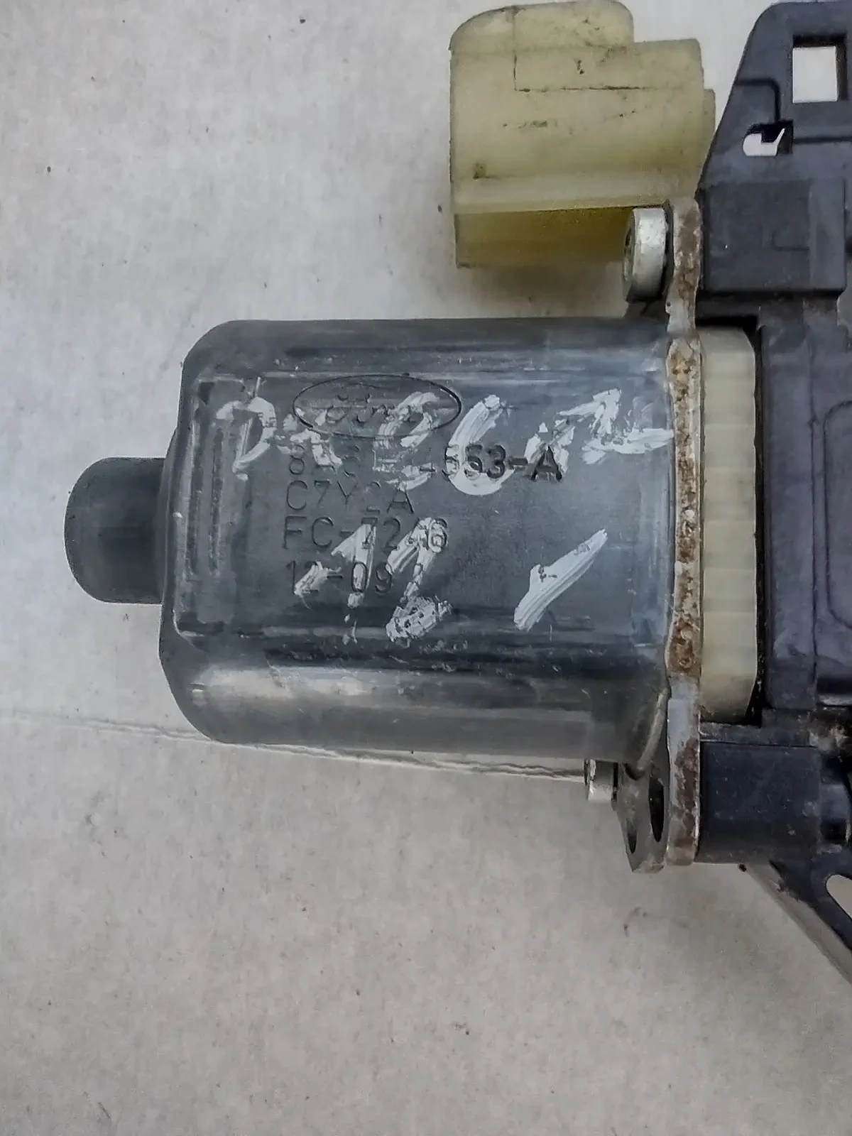 8A61-14553-A       FORD FIESTA VI 8A6114553A 0130822407 | Mobile.bg   2