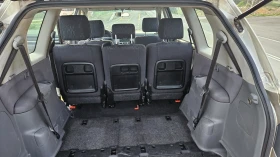 Toyota Avensis verso 2.0D4D, снимка 10