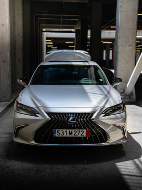 Обява за продажба на Lexus ES 300h Luxury ~42 500 EUR - изображение 1