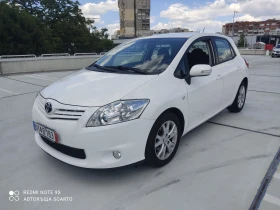     Toyota Auris 1.33i, , , 2012.