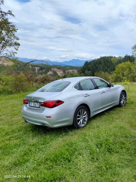     Infiniti Q70 Q70