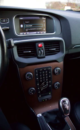 Volvo V40 D2 Summum, снимка 13