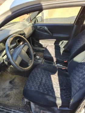 VW Passat 1.6 Карбуратор - 400 € / 782.33 лв. - 68881866 6