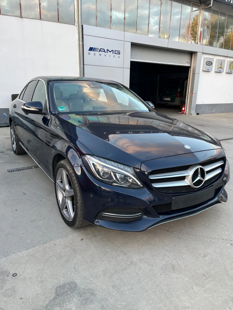 Mercedes-Benz C 220 4-matic, снимка 4 - Автомобили и джипове - 48522175