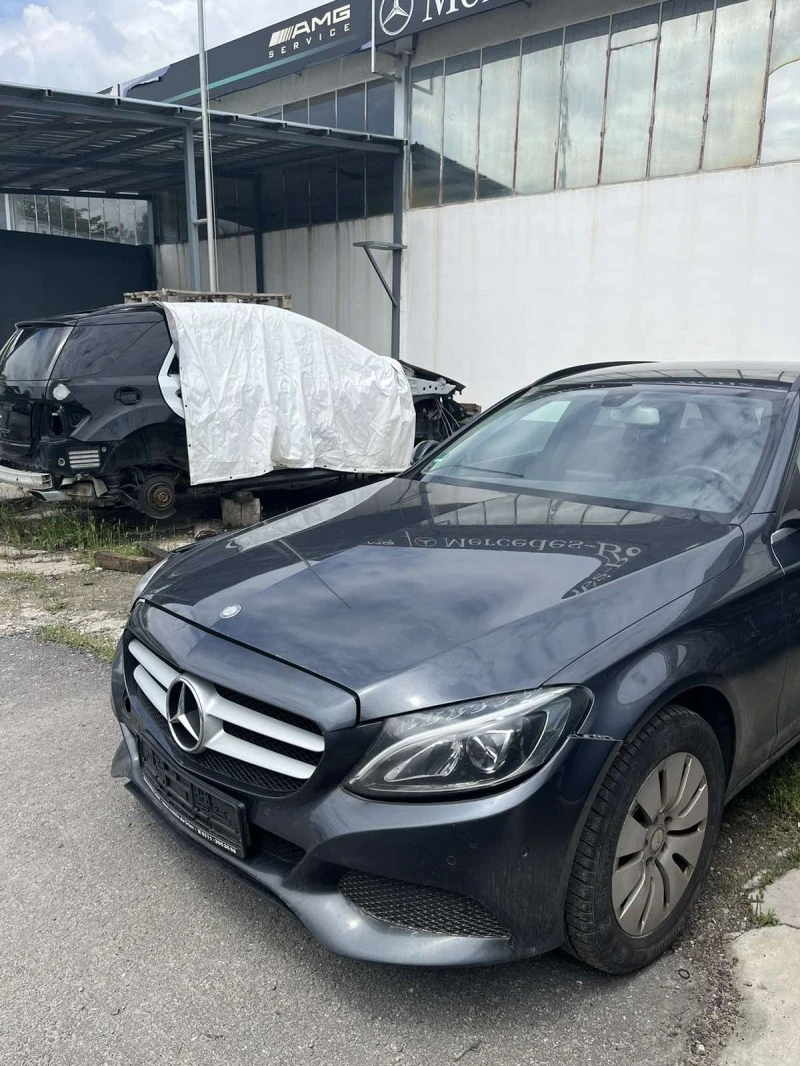 Mercedes-Benz C 220 4-matic, снимка 7 - Автомобили и джипове - 48522175