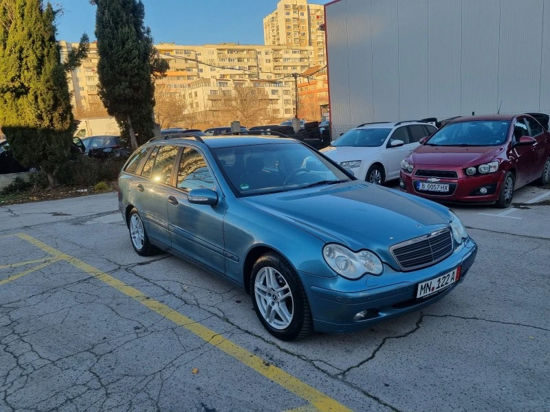 Mercedes-Benz C 180 ГАЗ/Бензин РЕГИСТРИРАН на БГ номера, снимка 3 - Автомобили и джипове - 48168582