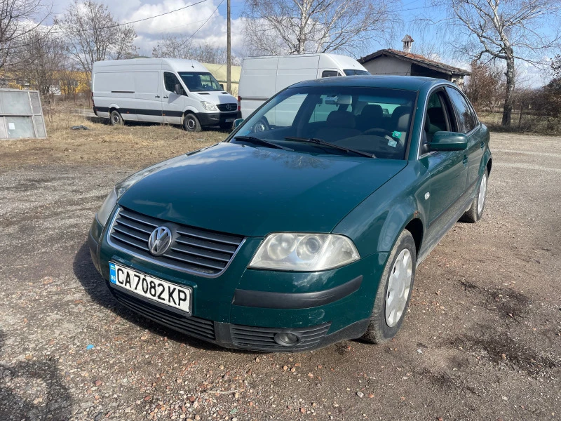 VW Passat 1.9 TDI, снимка 1 - Автомобили и джипове - 44262299