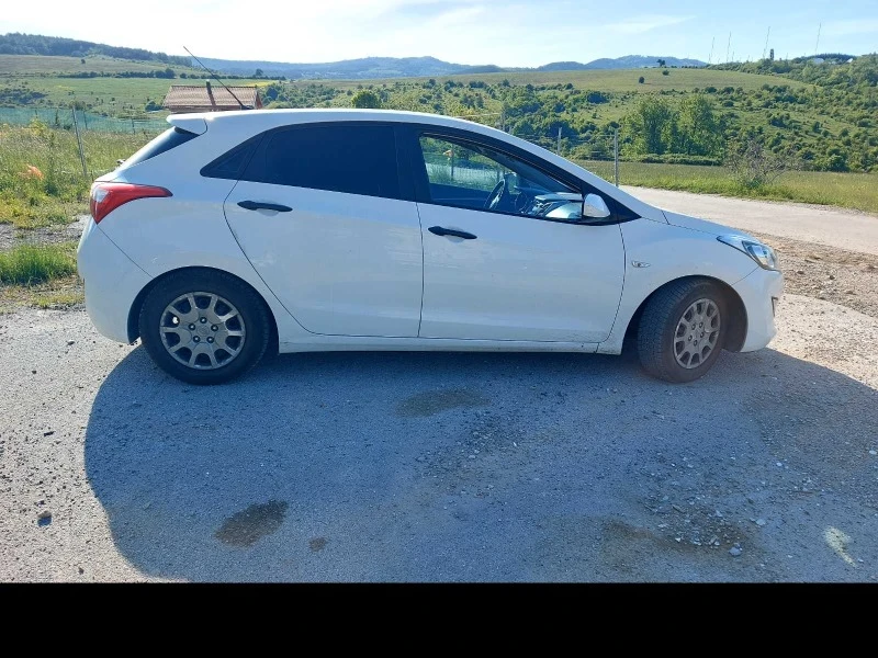 Hyundai I30, снимка 6 - Автомобили и джипове - 47626004