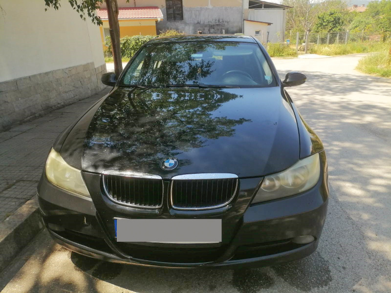 BMW 318, снимка 1 - Автомобили и джипове - 46144454