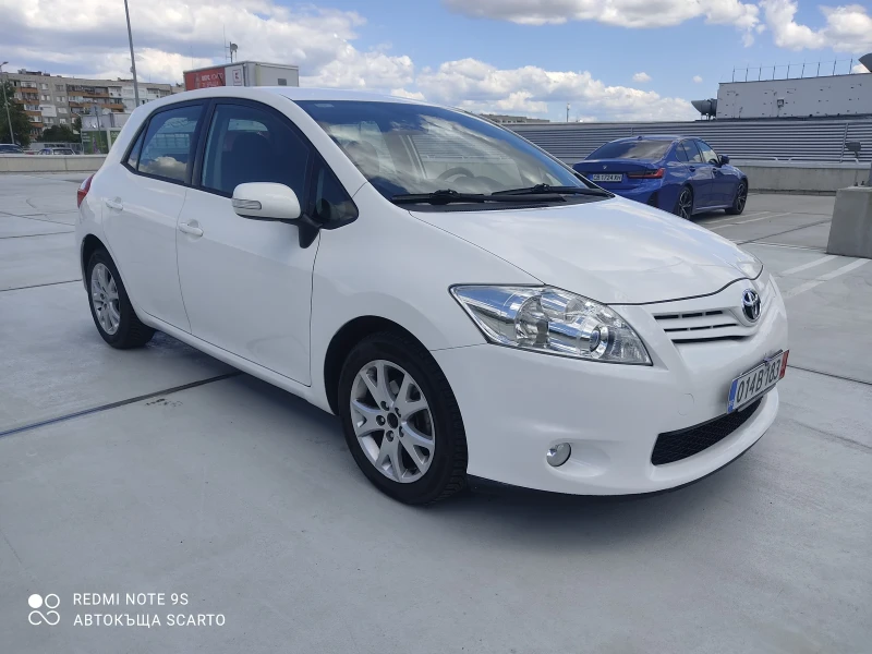 Toyota Auris 1.33i, бензин, климатроник, 2012г., снимка 1 - Автомобили и джипове - 46250471