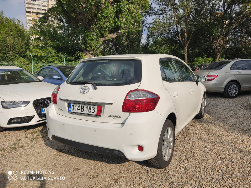 Toyota Auris 1.33i, бензин, климатроник, 2012г., снимка 6 - Автомобили и джипове - 46250471