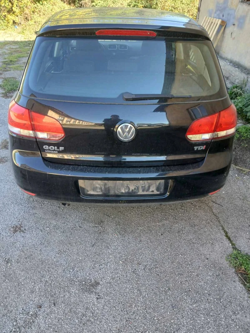 VW Golf 1.6 tdi Highline, снимка 5 - Автомобили и джипове - 47592246