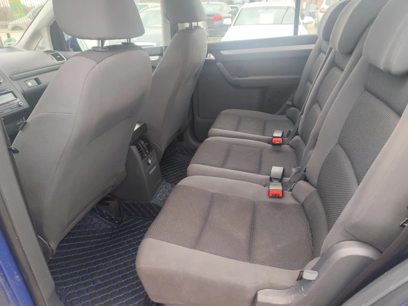 VW Touran 1.6 дизел 105 коня, снимка 13 - Автомобили и джипове - 48693274