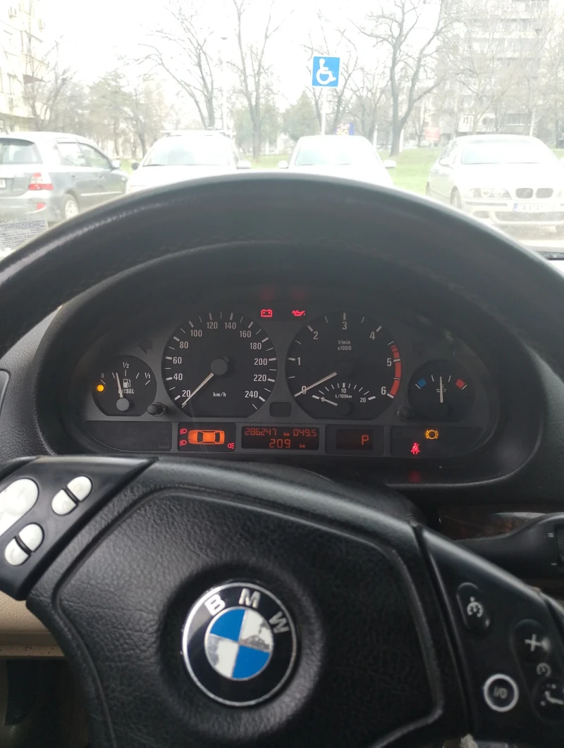 BMW 330 3000, снимка 5 - Автомобили и джипове - 49479669