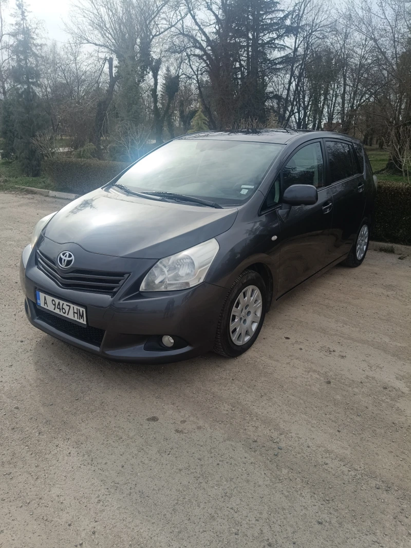 Toyota Verso, снимка 3 - Автомобили и джипове - 49507909