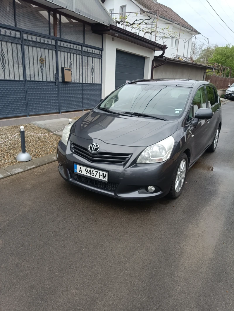 Toyota Verso, снимка 6 - Автомобили и джипове - 52570304